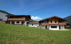 Chalet Fuegen